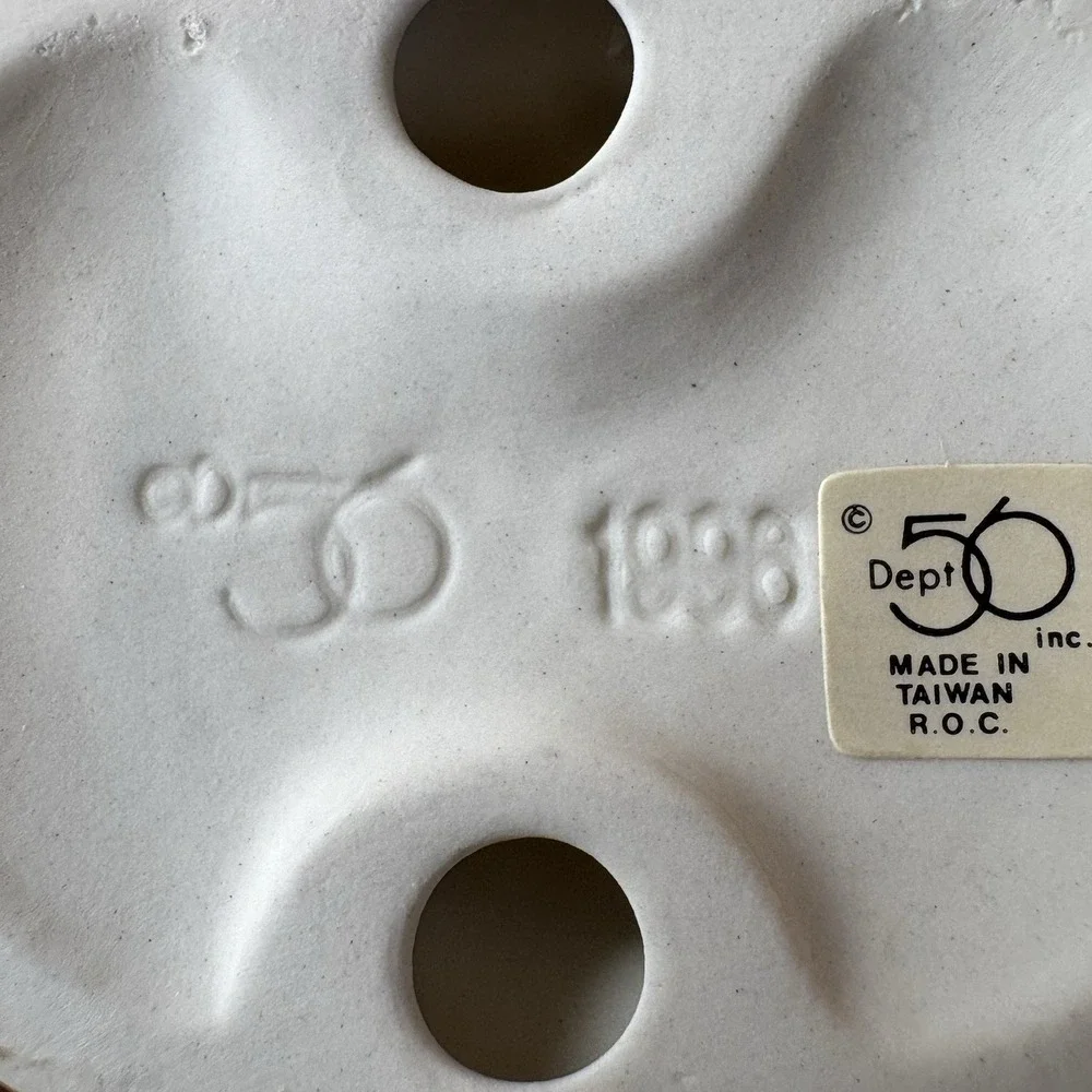 Vintage Dept. 56 Snowbunny 1996 